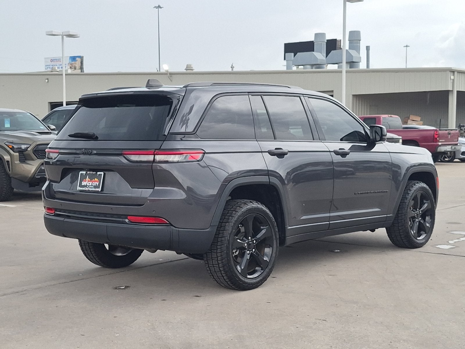 2022 Jeep Grand Cherokee Altitude