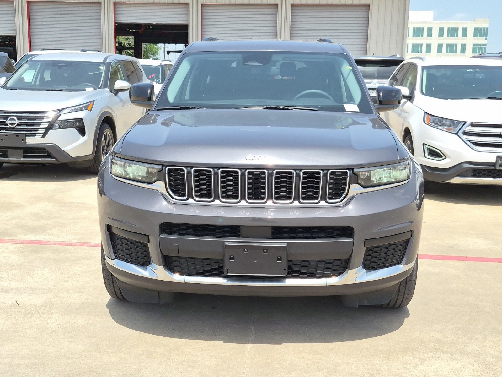 2023 Jeep Grand Cherokee L Laredo
