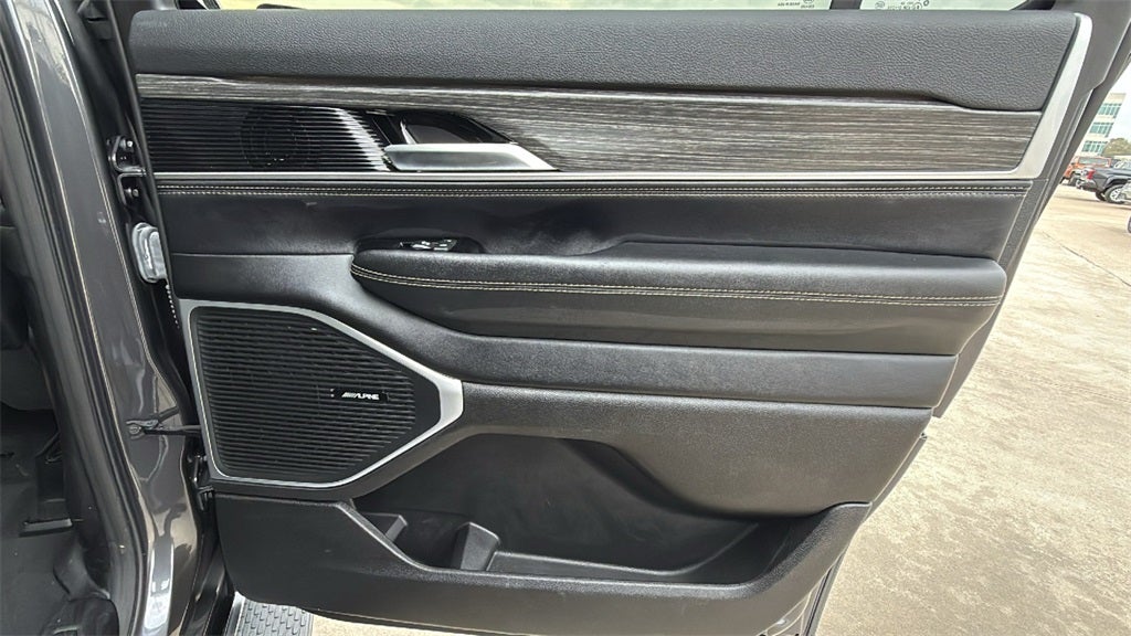 2024 Jeep Wagoneer L Series II