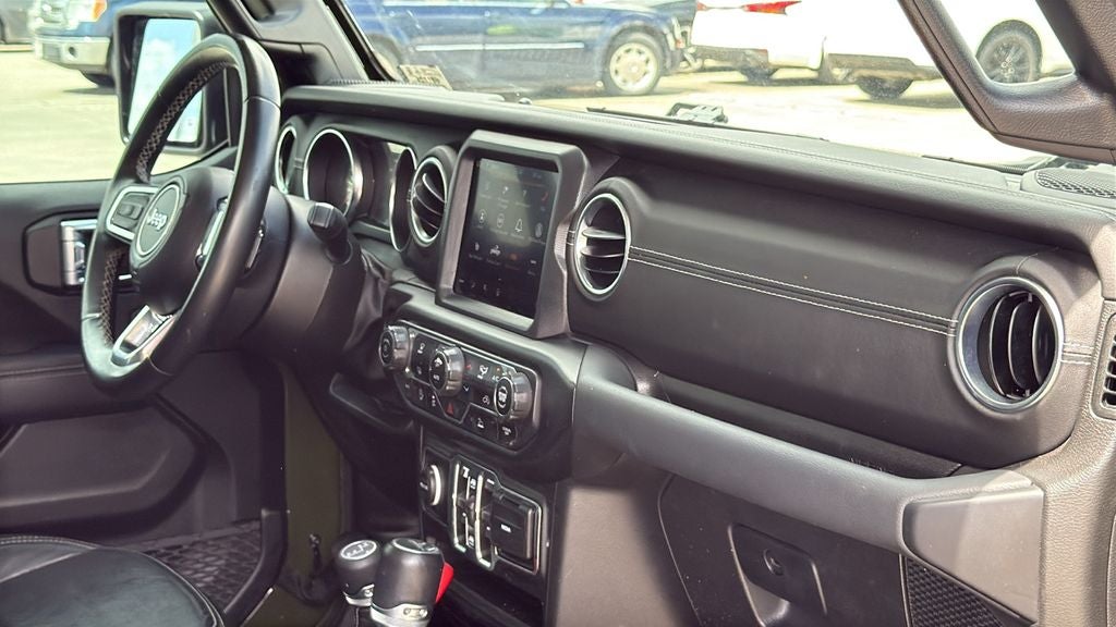 2022 Jeep Gladiator Overland