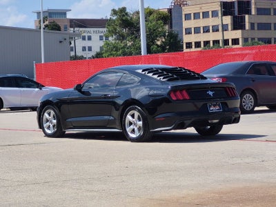 2017 Ford Mustang V6