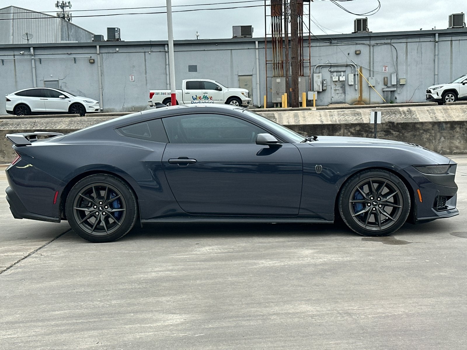 2025 Ford Mustang Dark Horse
