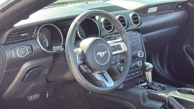 2016 Ford Mustang V6