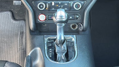 2016 Ford Mustang V6