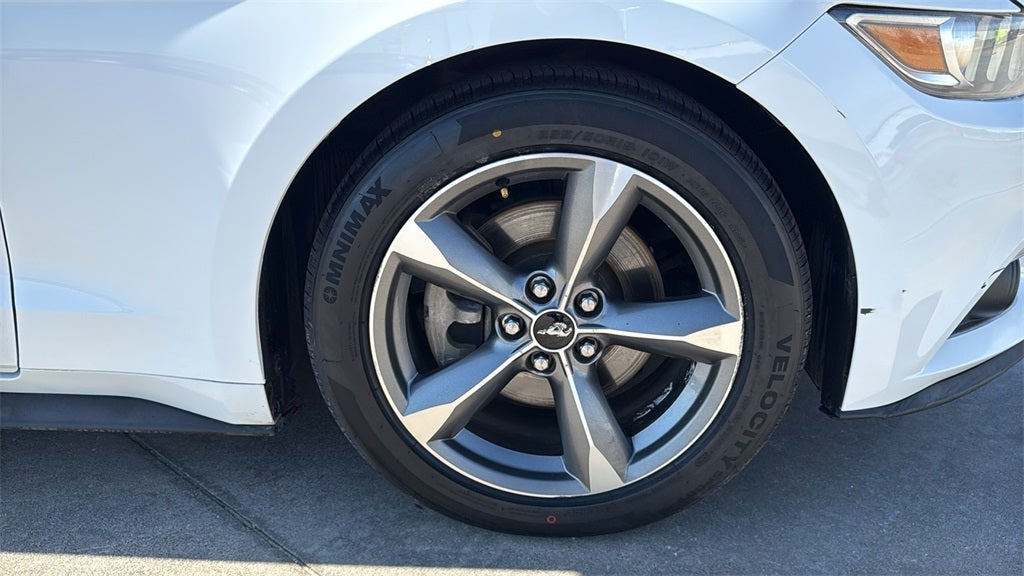 2016 Ford Mustang V6