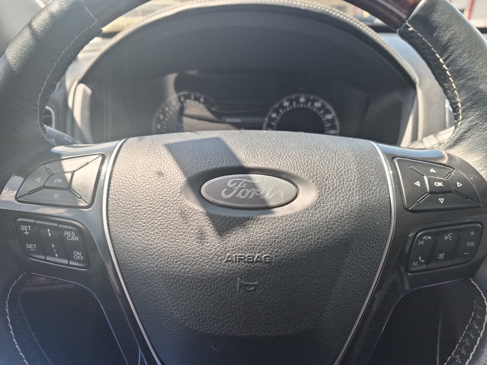 2019 Ford Explorer Platinum