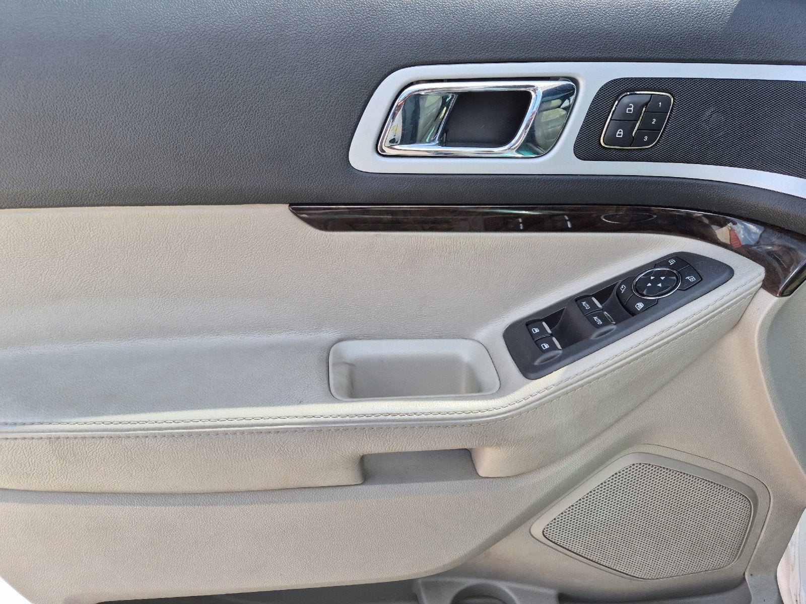 2012 Ford Explorer Limited