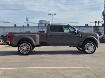 2026 Ford F-450 Lariat DRW