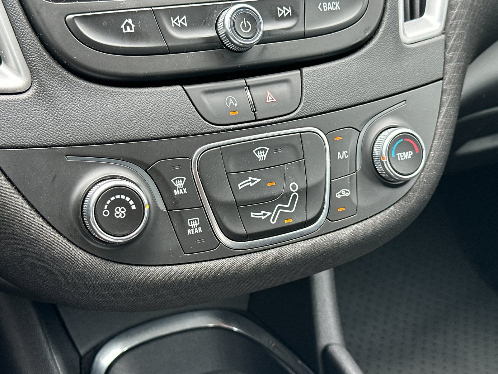 2022 Chevrolet Malibu LS 1FL