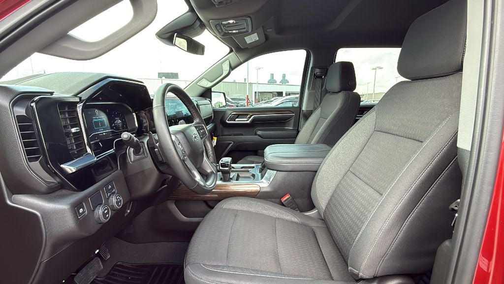 2024 Chevrolet Silverado RST