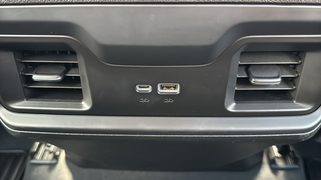 2024 Chevrolet Silverado RST
