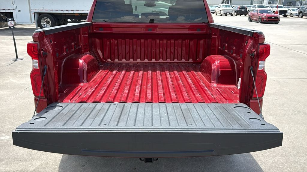 2024 Chevrolet Silverado RST