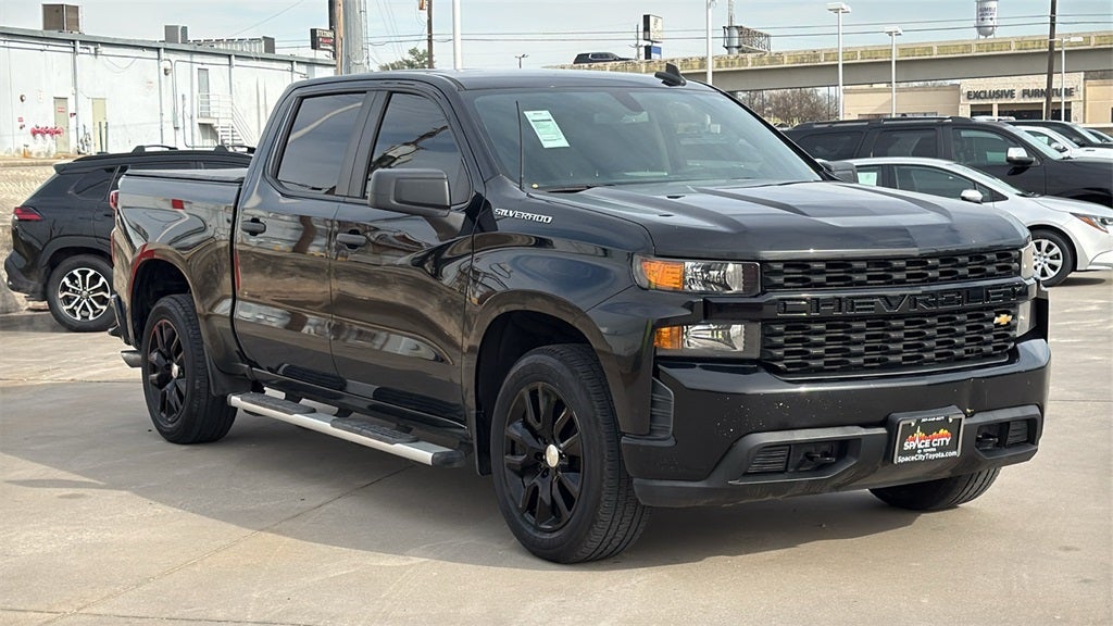 2020 Chevrolet Silverado Custom