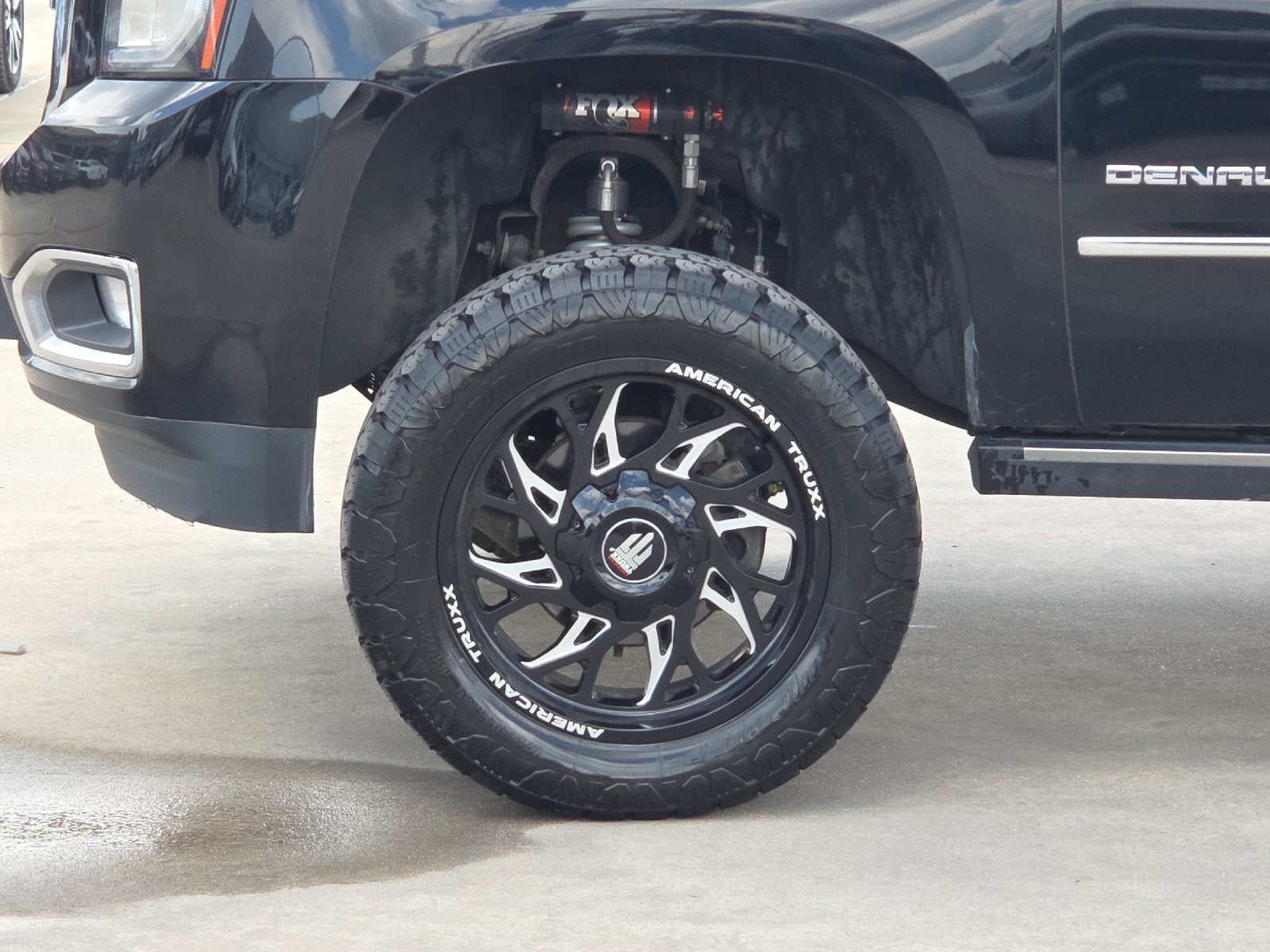2018 GMC Yukon Denali