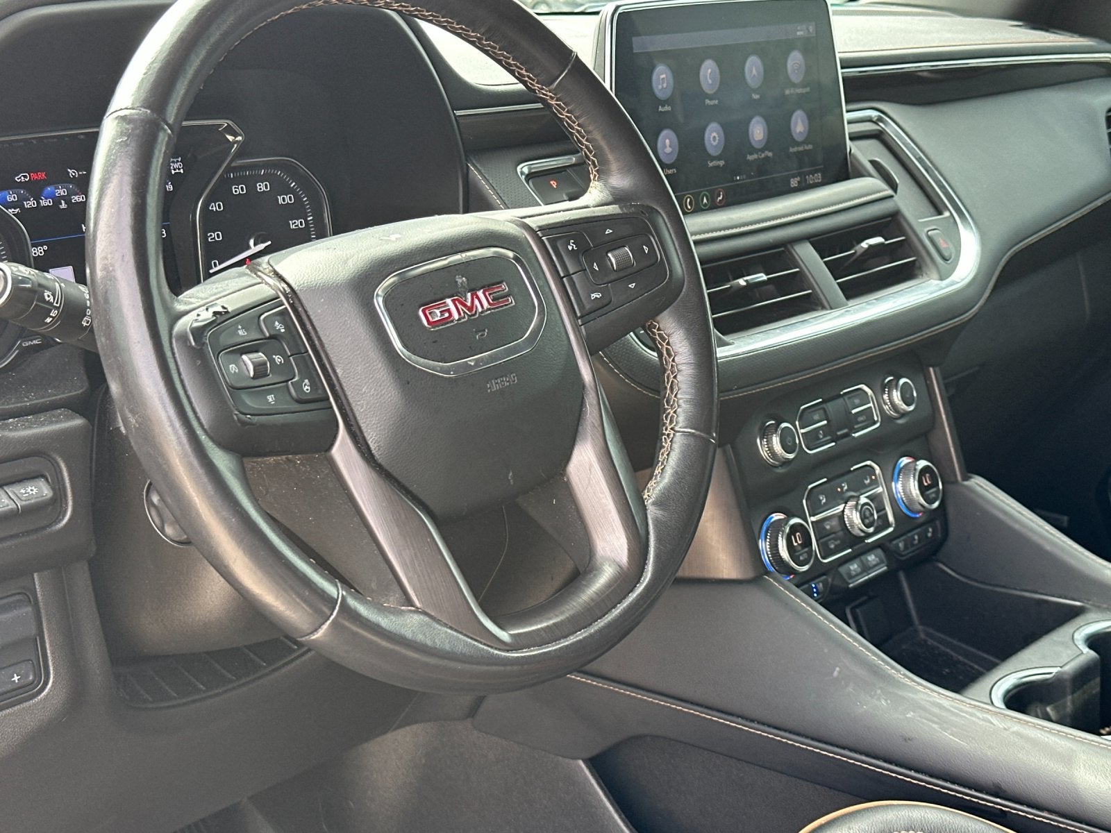 2021 GMC Yukon XL AT4