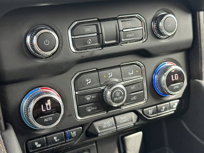 2021 GMC Yukon XL AT4