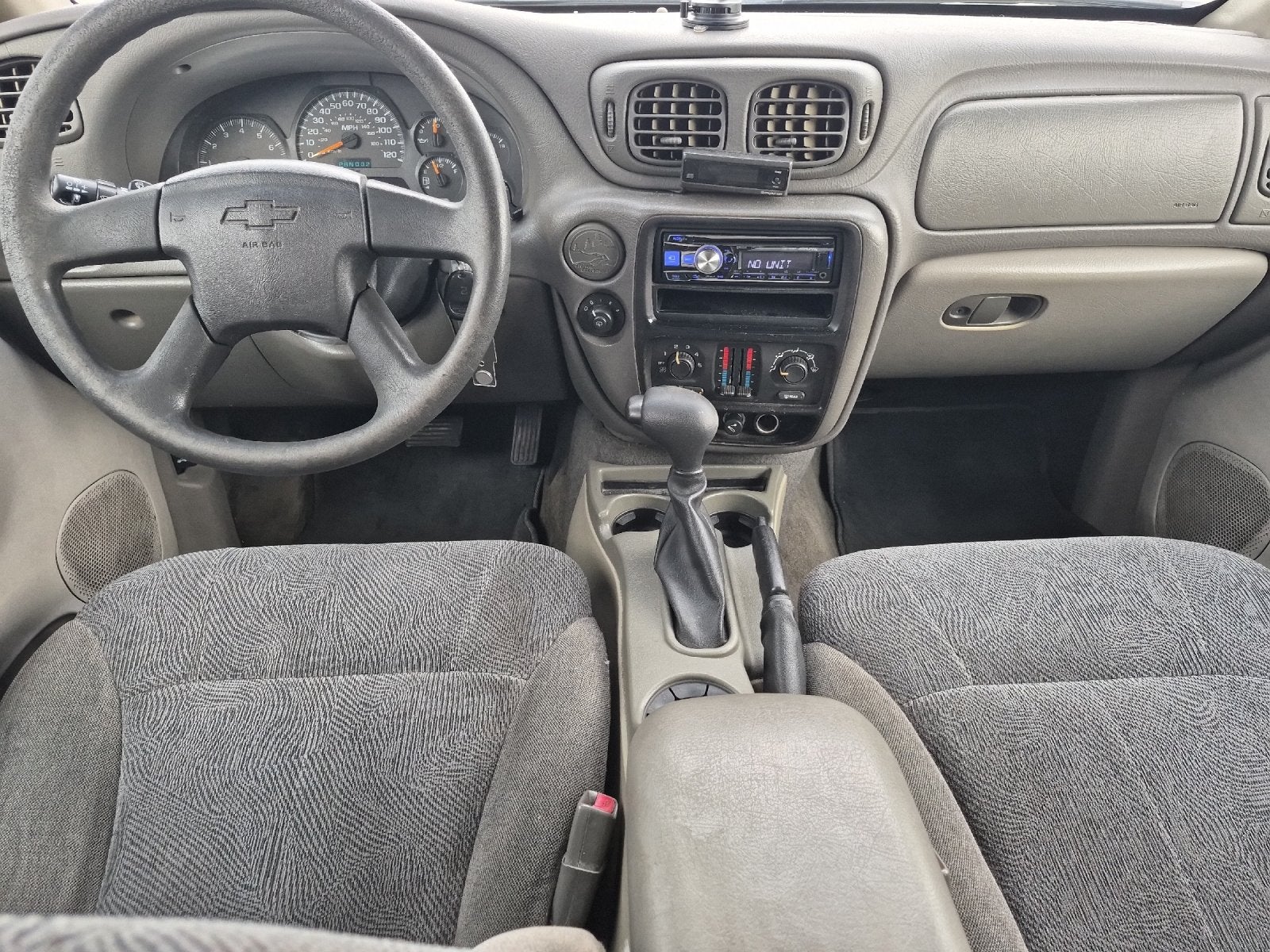 2004 Chevrolet Trailblazer LS
