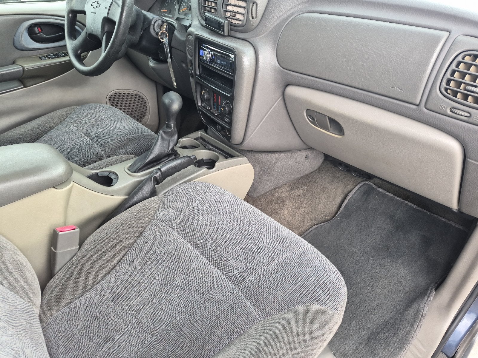 2004 Chevrolet Trailblazer LS