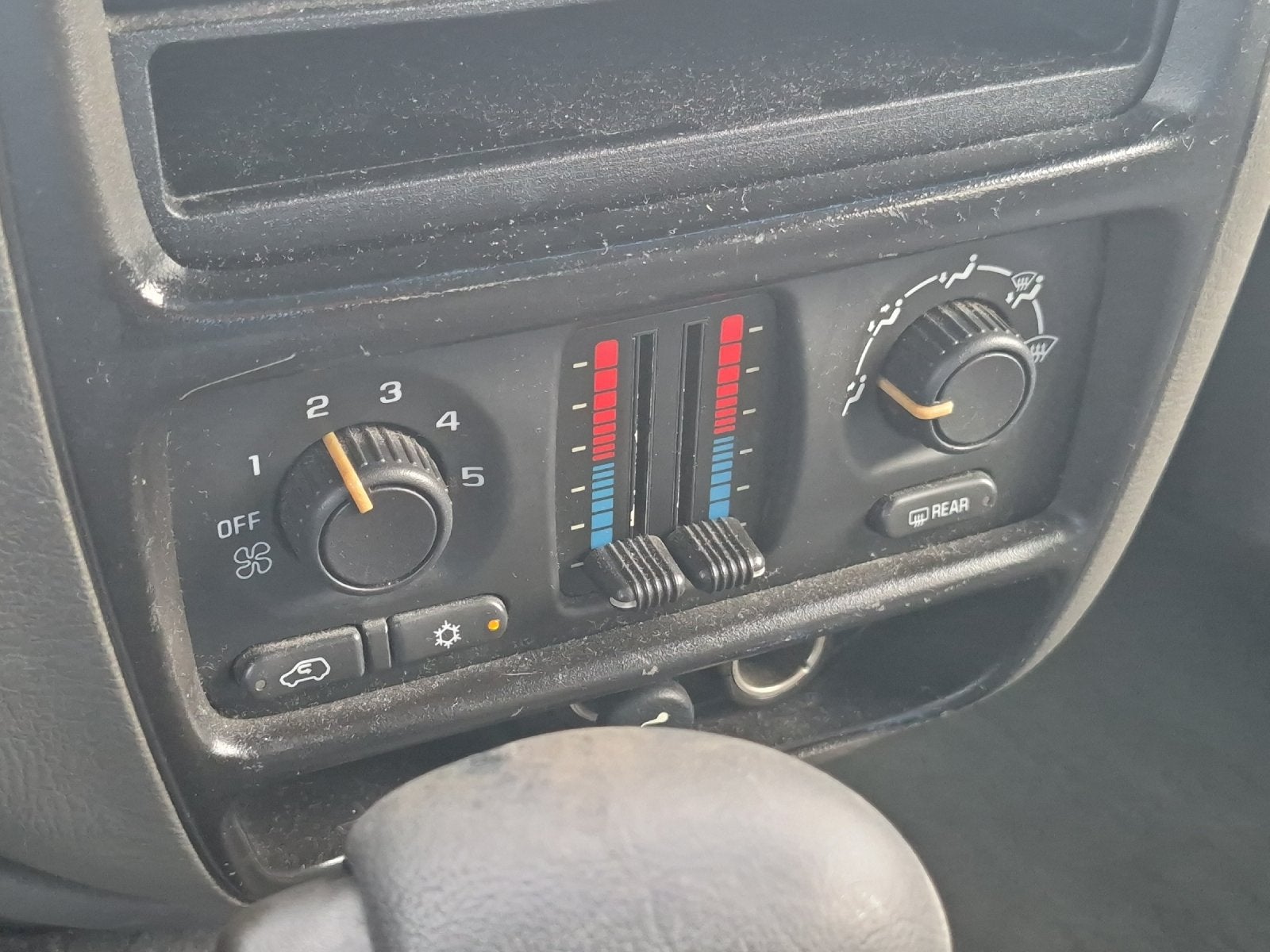 2004 Chevrolet Trailblazer LS