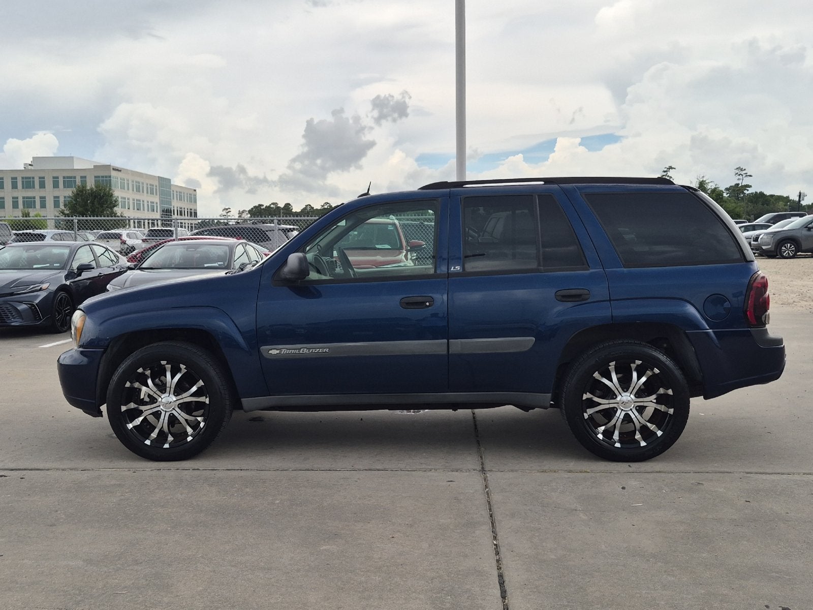 2004 Chevrolet Trailblazer LS