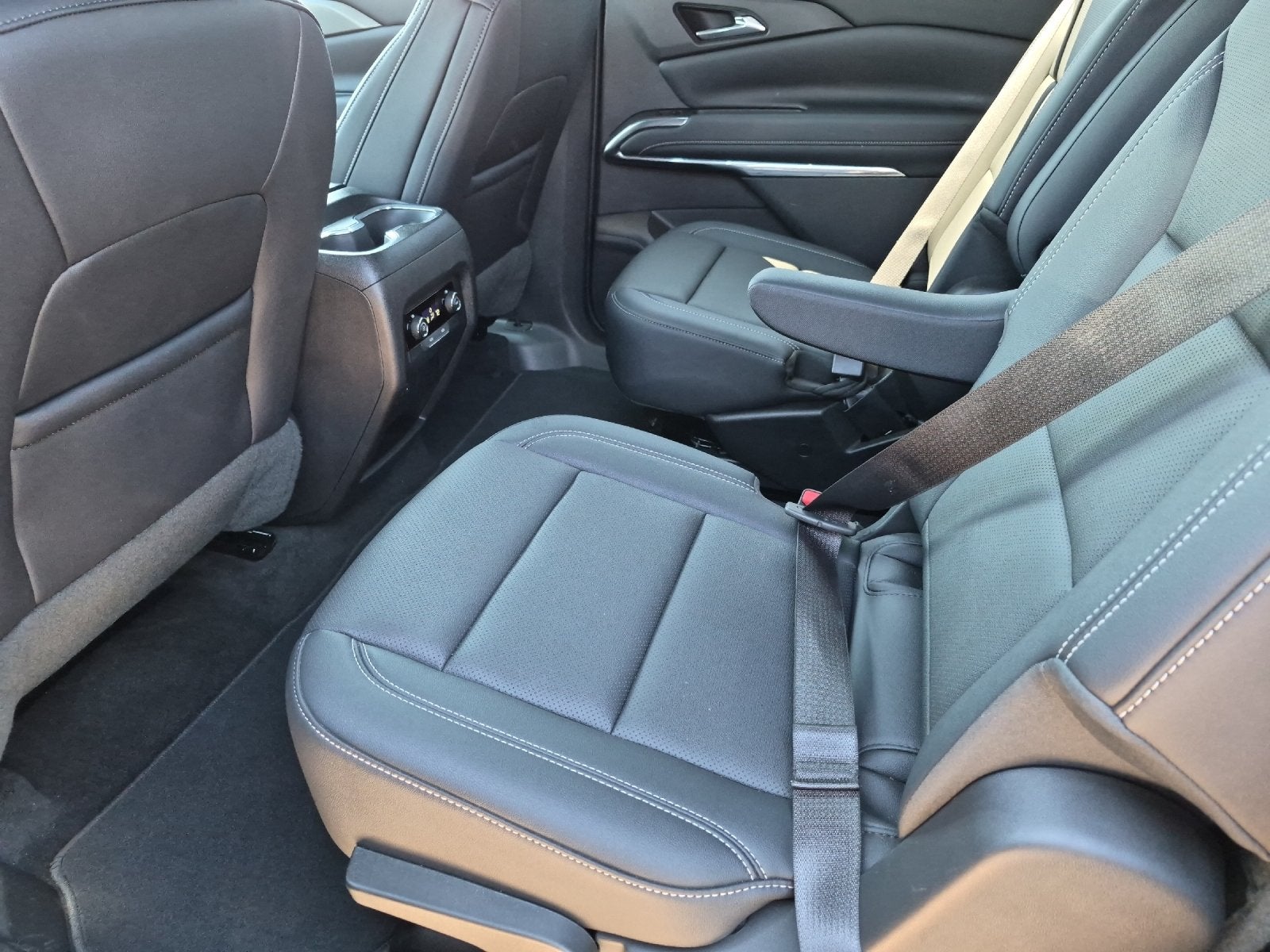 2026 Chevrolet Traverse LT 2LT