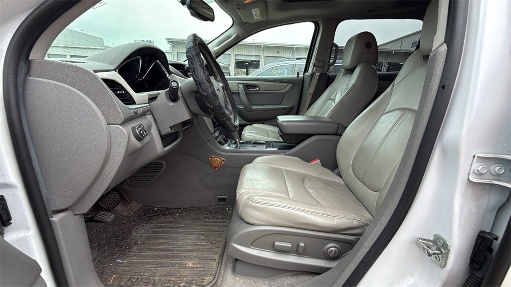 2016 Chevrolet Traverse 2LT 2LT