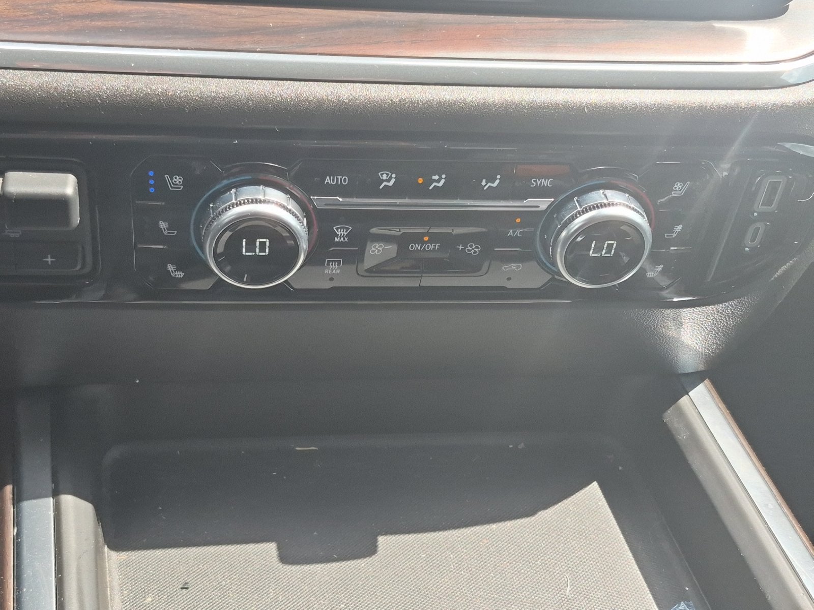 2024 GMC Sierra HD SLT