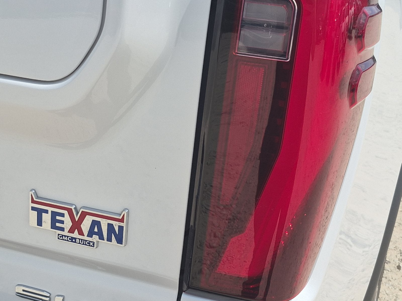 2024 GMC Sierra HD SLT
