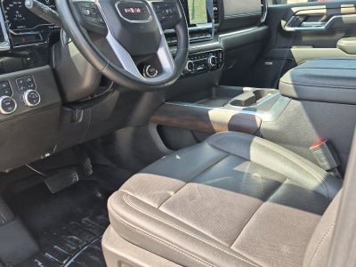 2025 GMC Sierra HD SLT