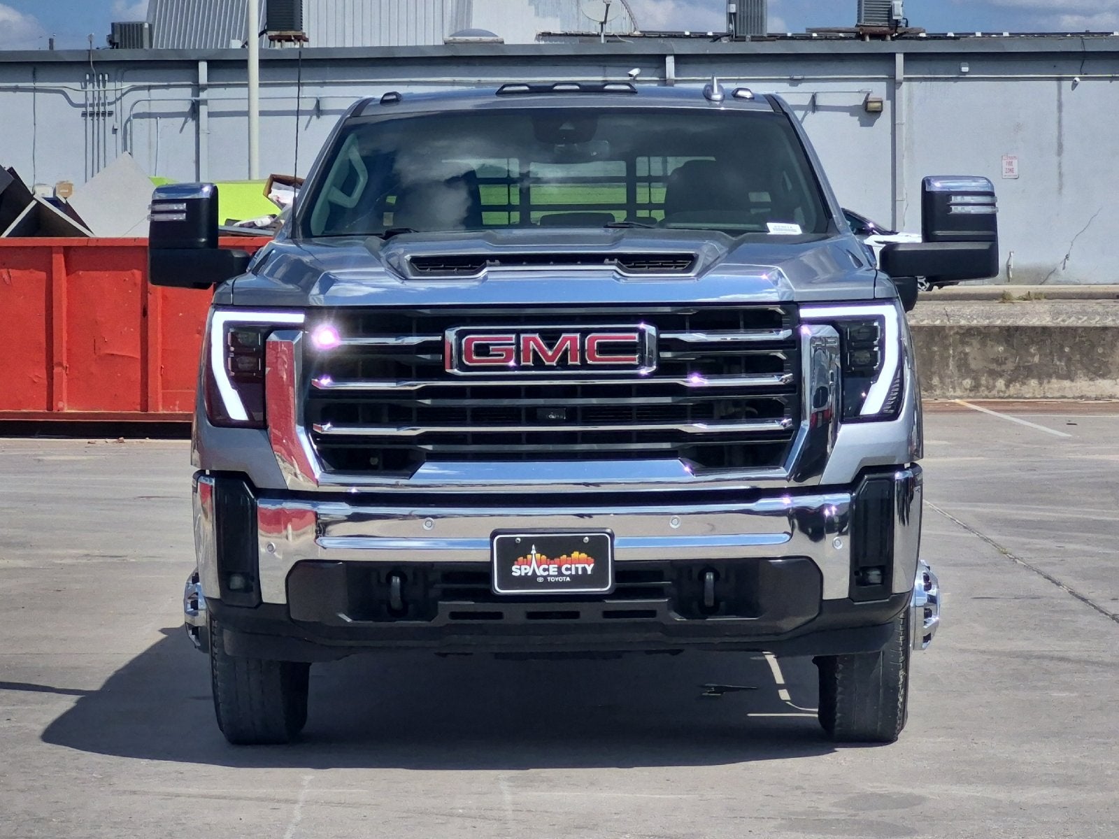 2025 GMC Sierra HD SLT