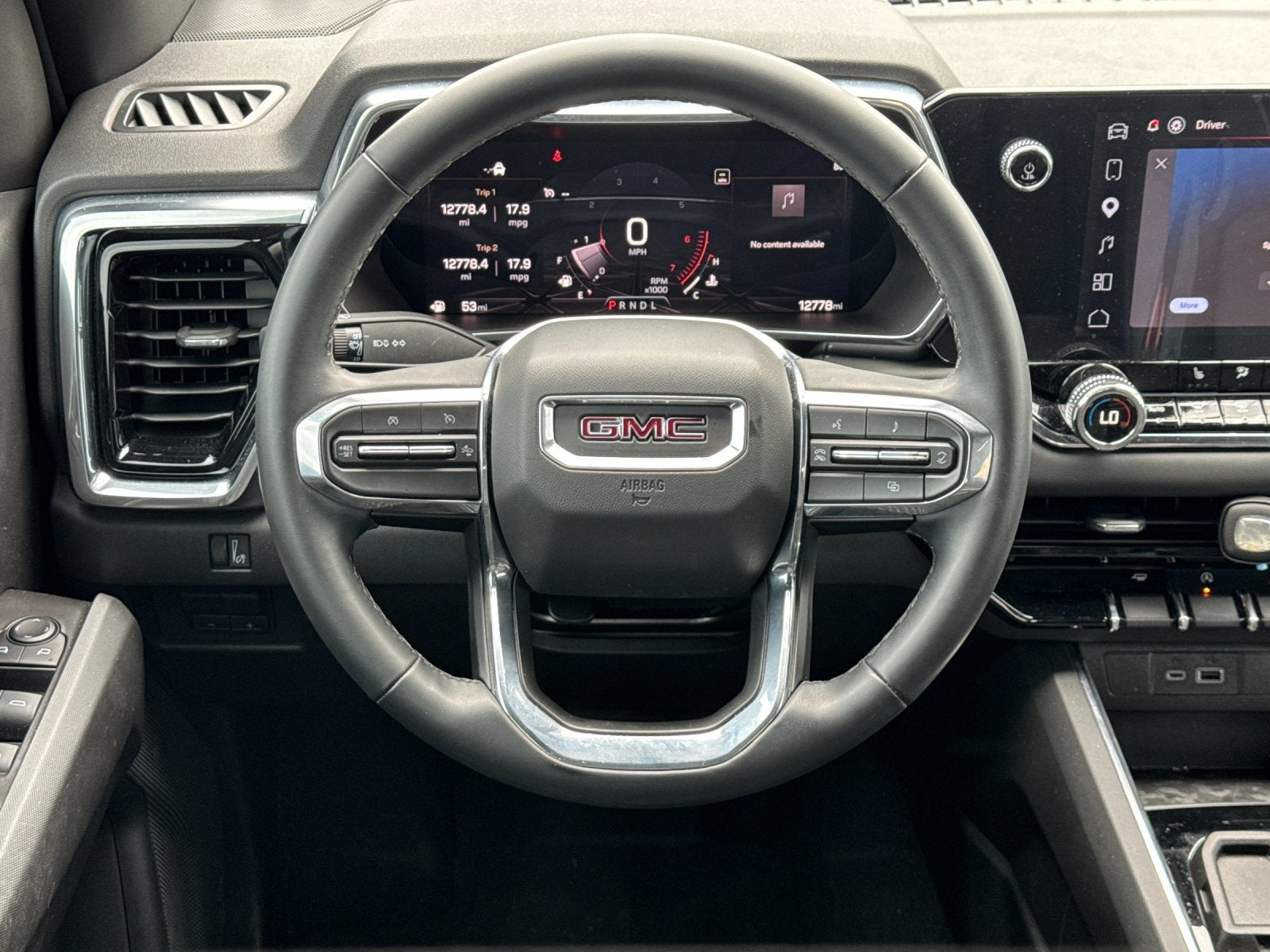 2025 GMC Canyon Elevation