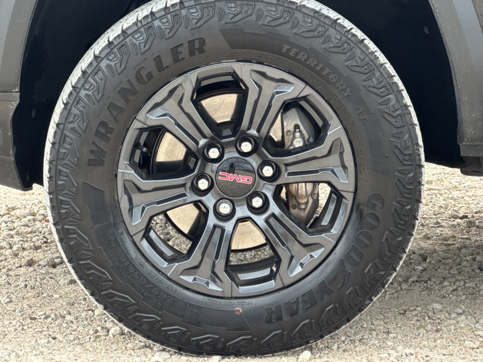 2025 GMC Canyon Elevation