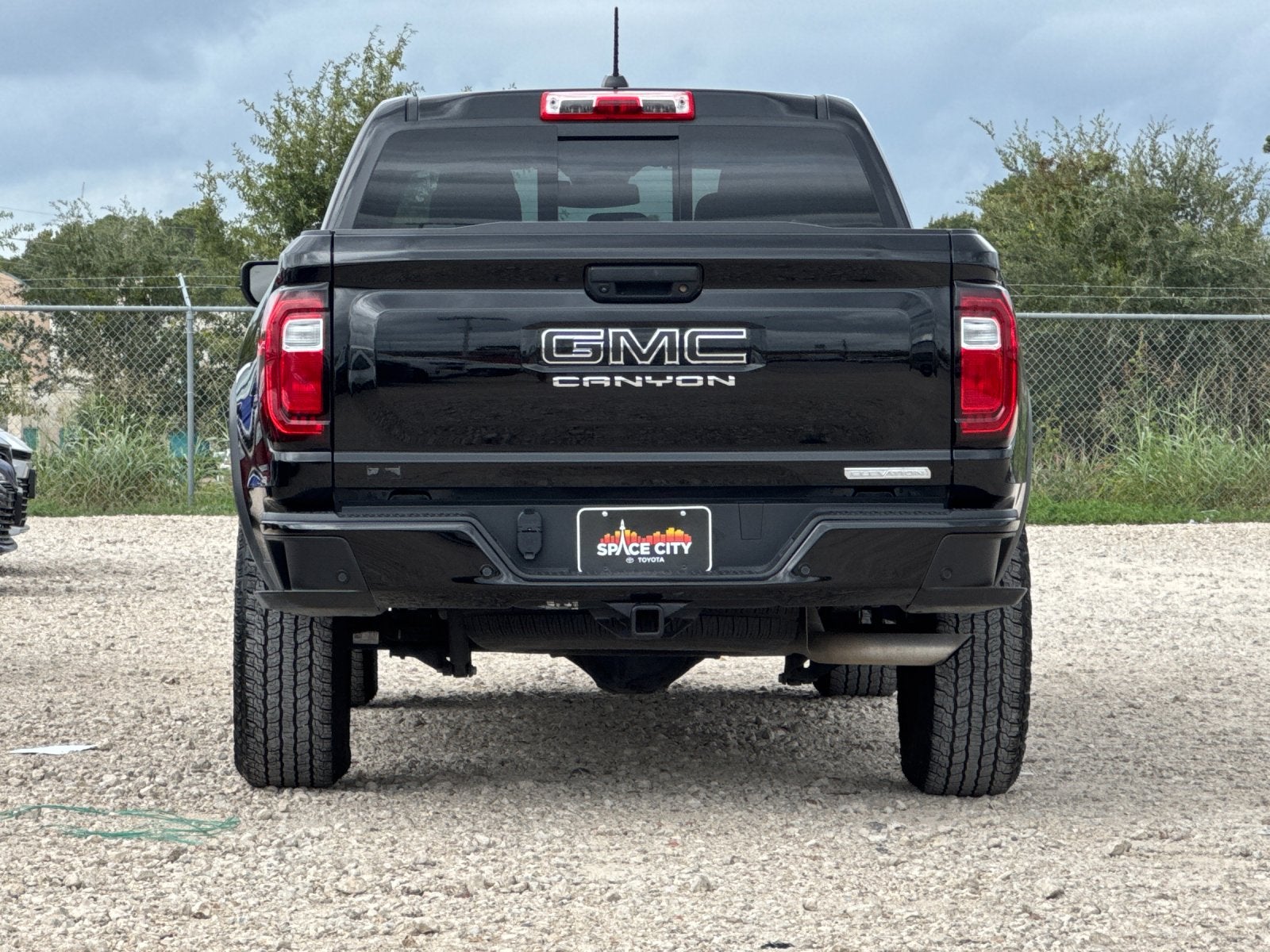 2025 GMC Canyon Elevation