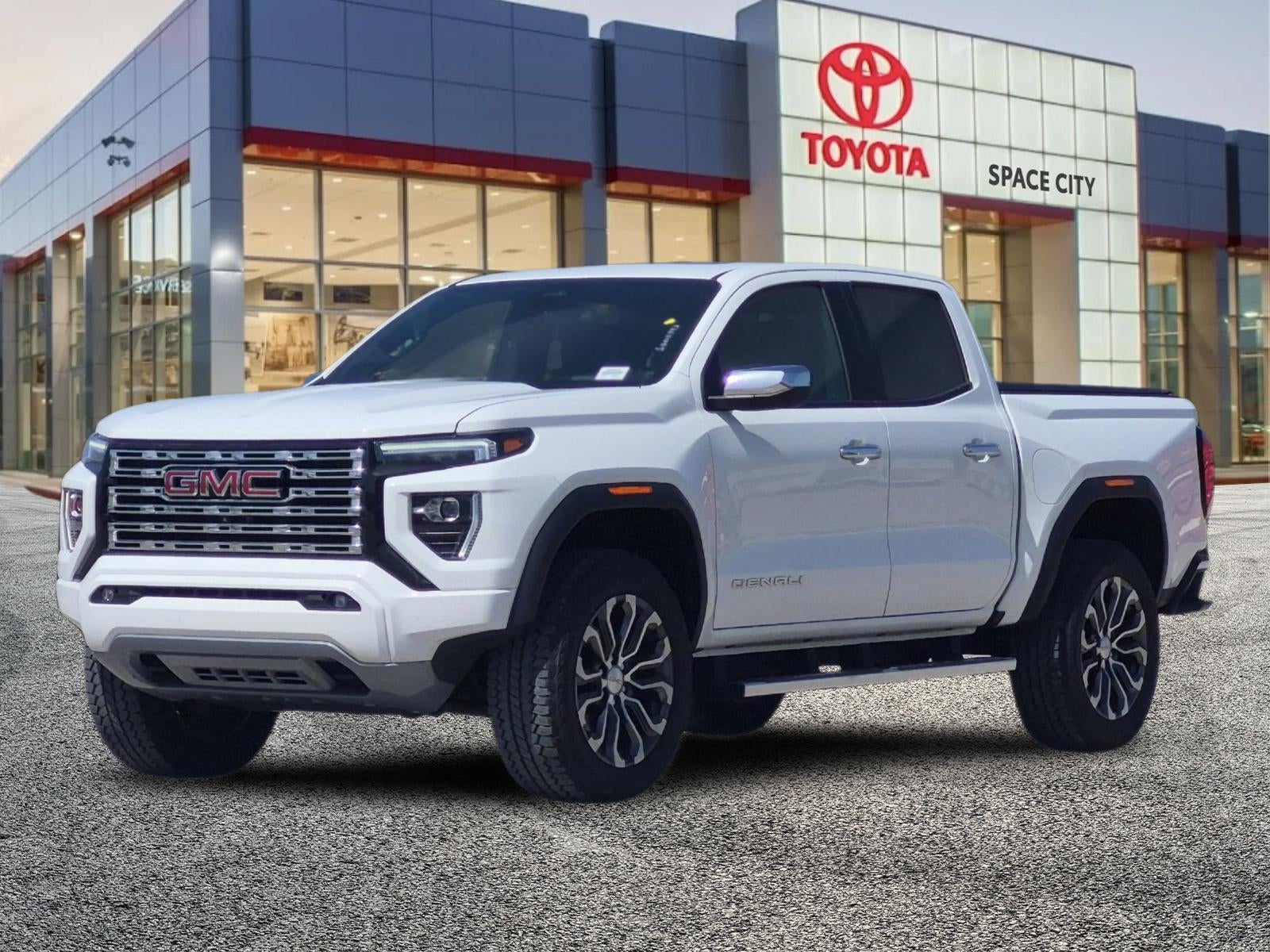 2023 GMC Canyon Denali