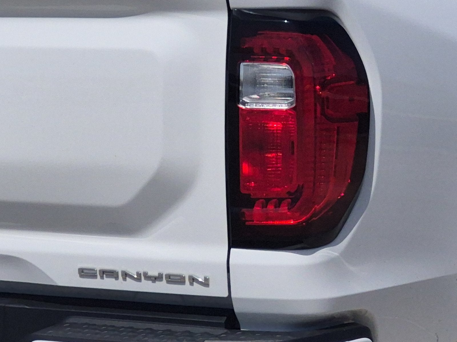 2023 GMC Canyon Denali