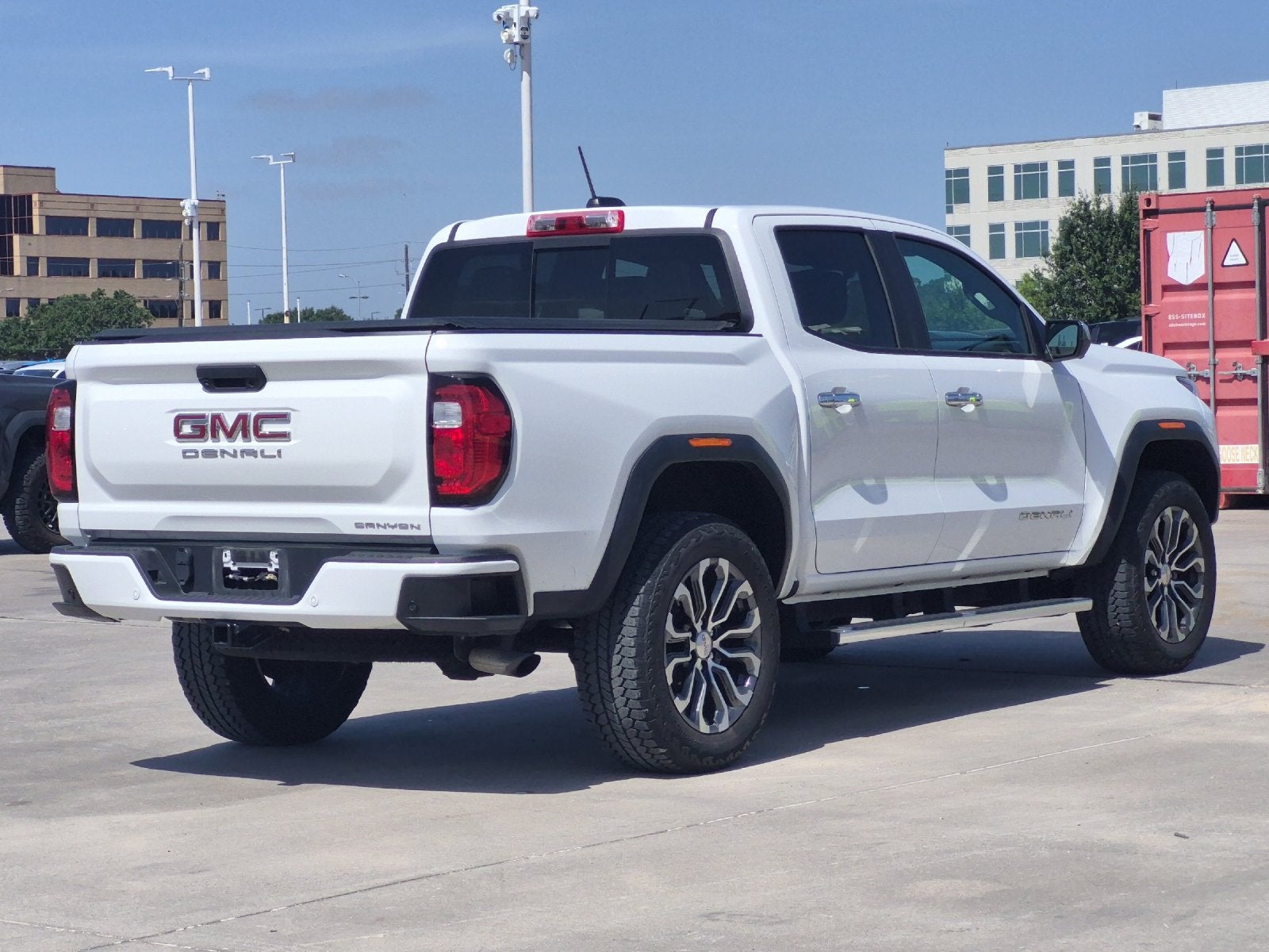 2023 GMC Canyon Denali