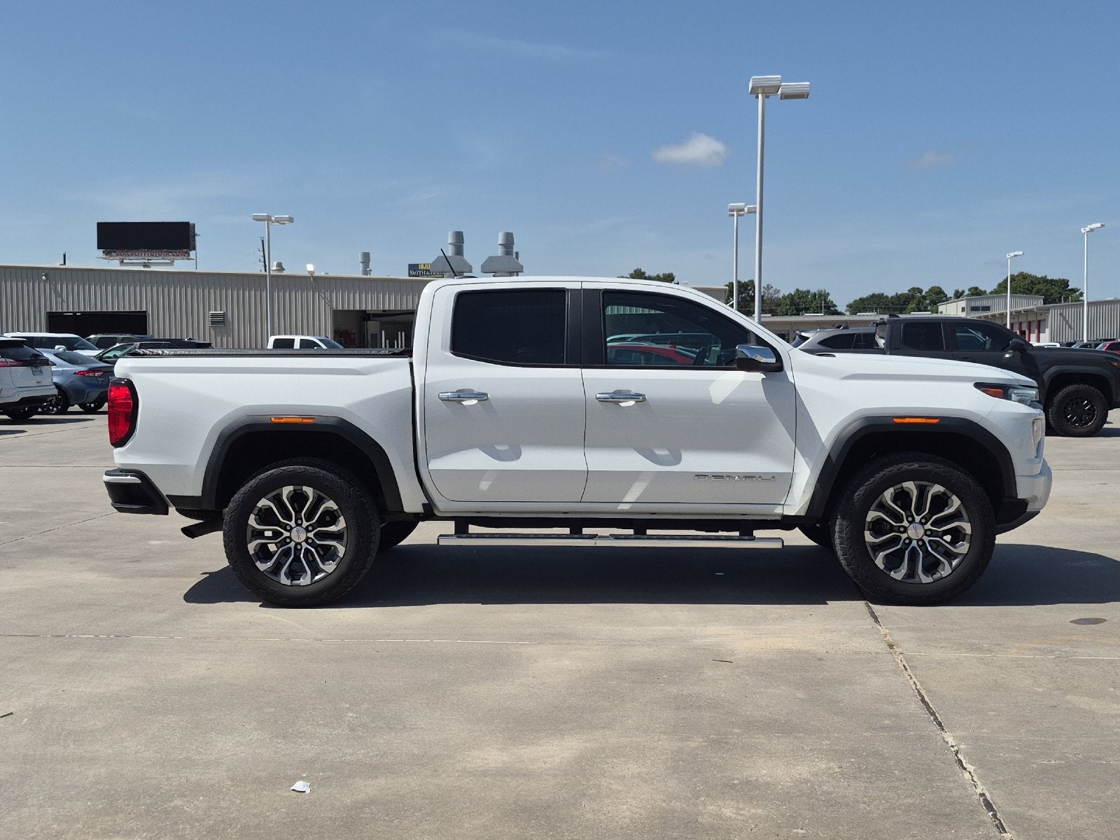 2023 GMC Canyon Denali