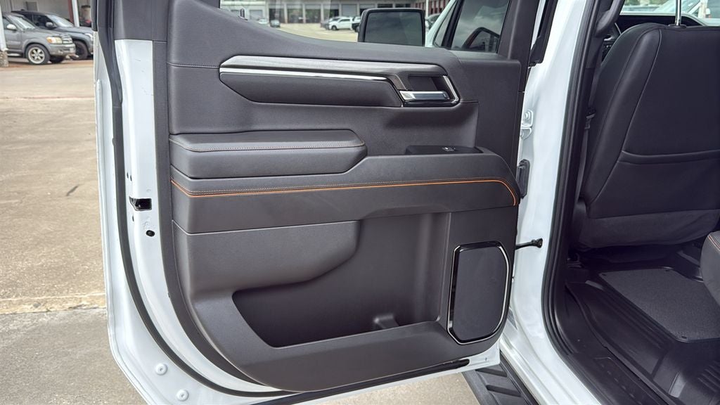 2024 GMC Sierra AT4