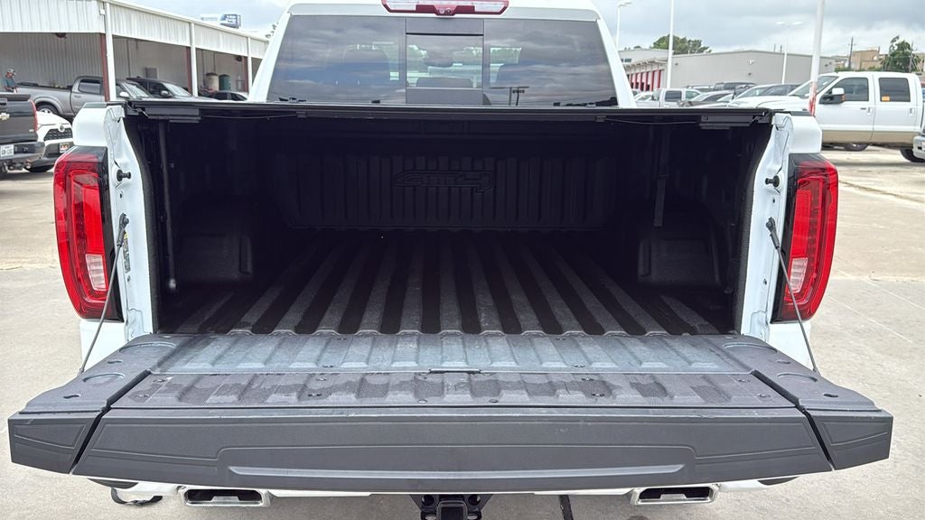 2024 GMC Sierra AT4