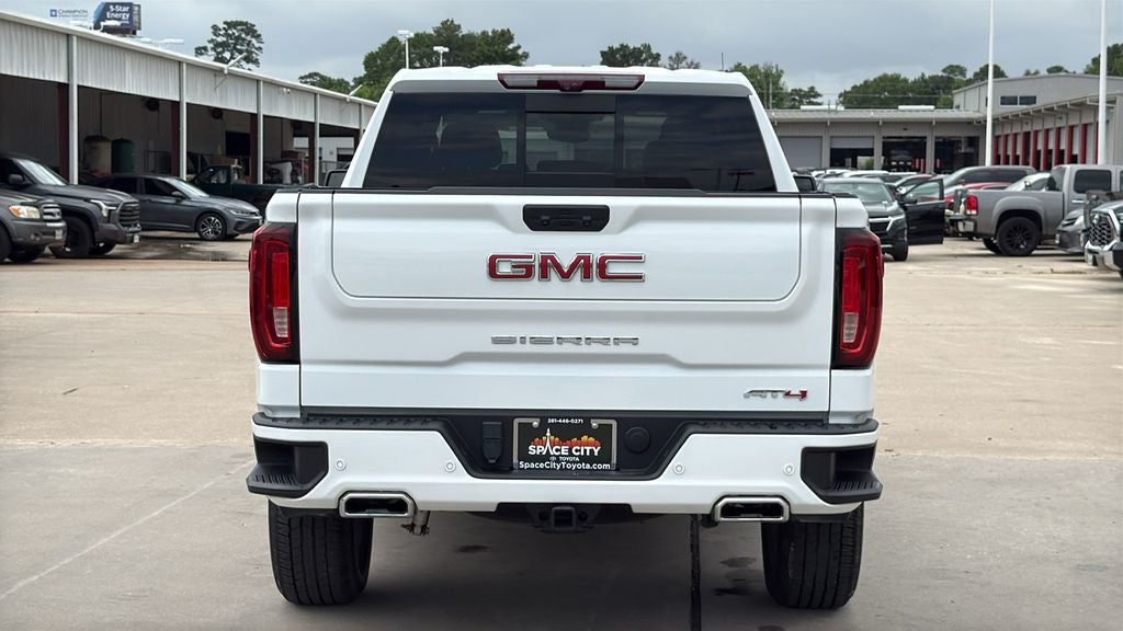 2024 GMC Sierra AT4