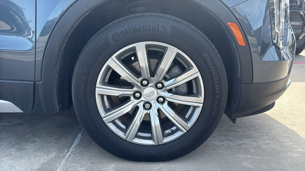 2021 Cadillac XT4 Premium Luxury