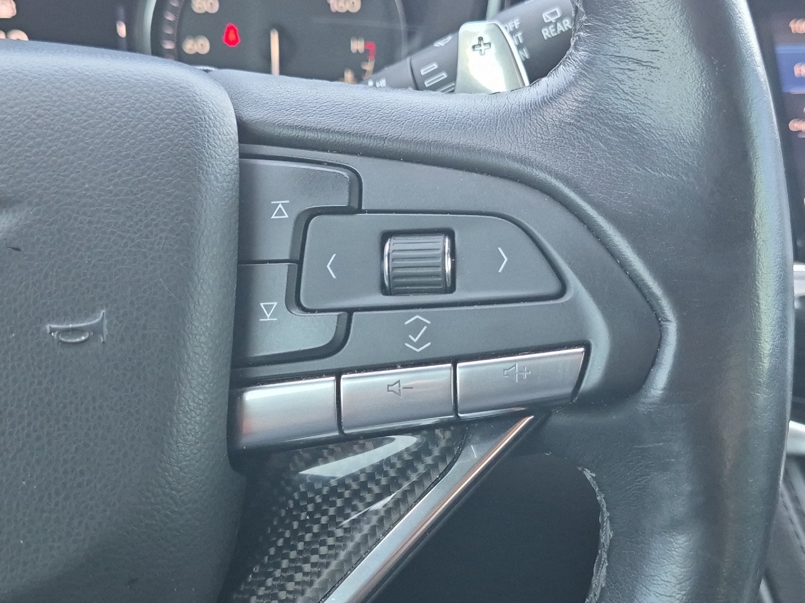 2023 Cadillac XT6 Sport