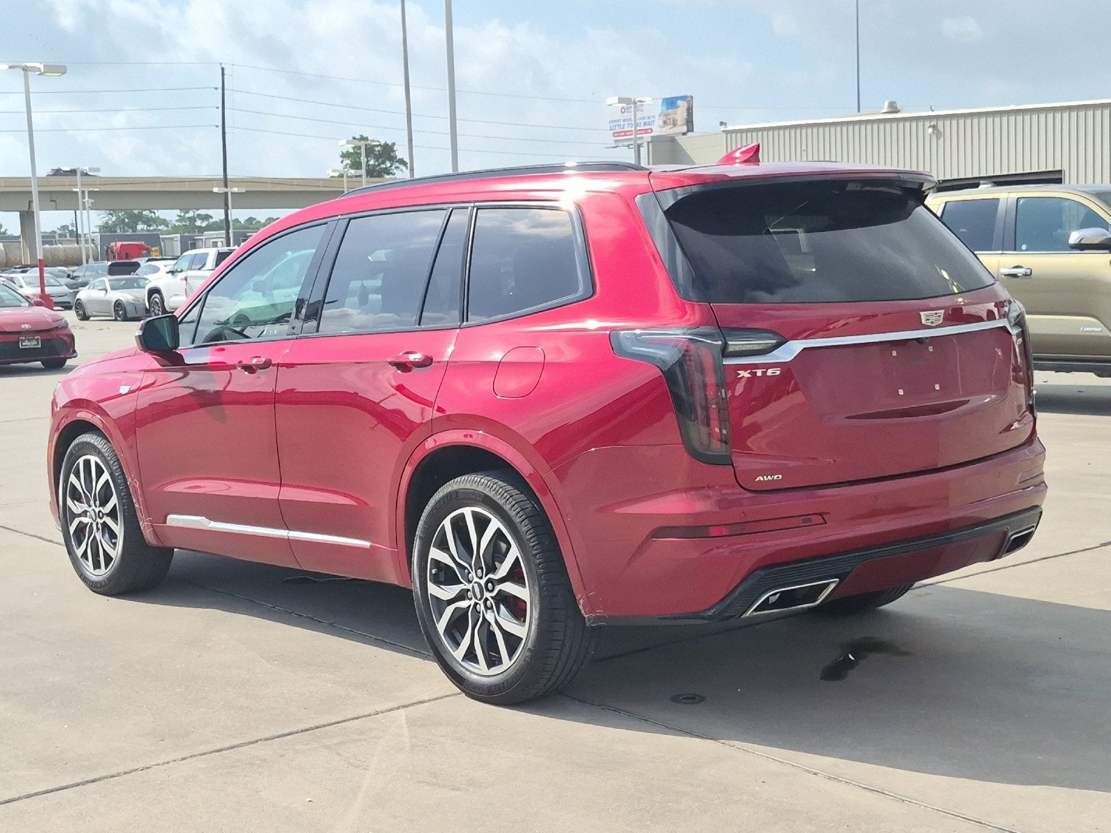 2023 Cadillac XT6 Sport