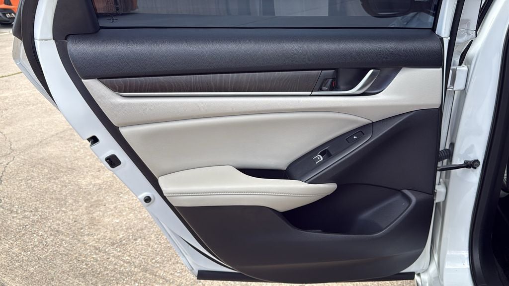 2018 Honda Accord Touring 2.0T
