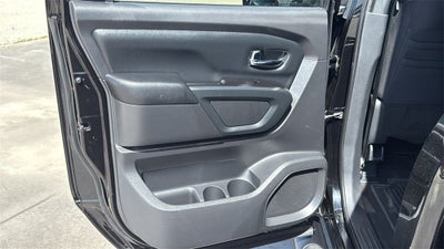 2018 Nissan Titan SV