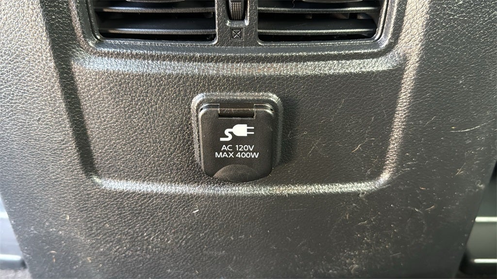 2018 Nissan Titan SV