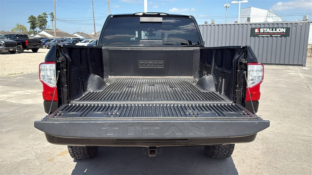 2018 Nissan Titan SV