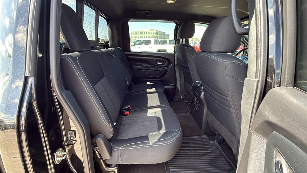 2018 Nissan Titan SV