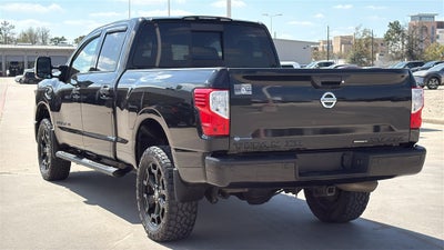 2018 Nissan Titan SV