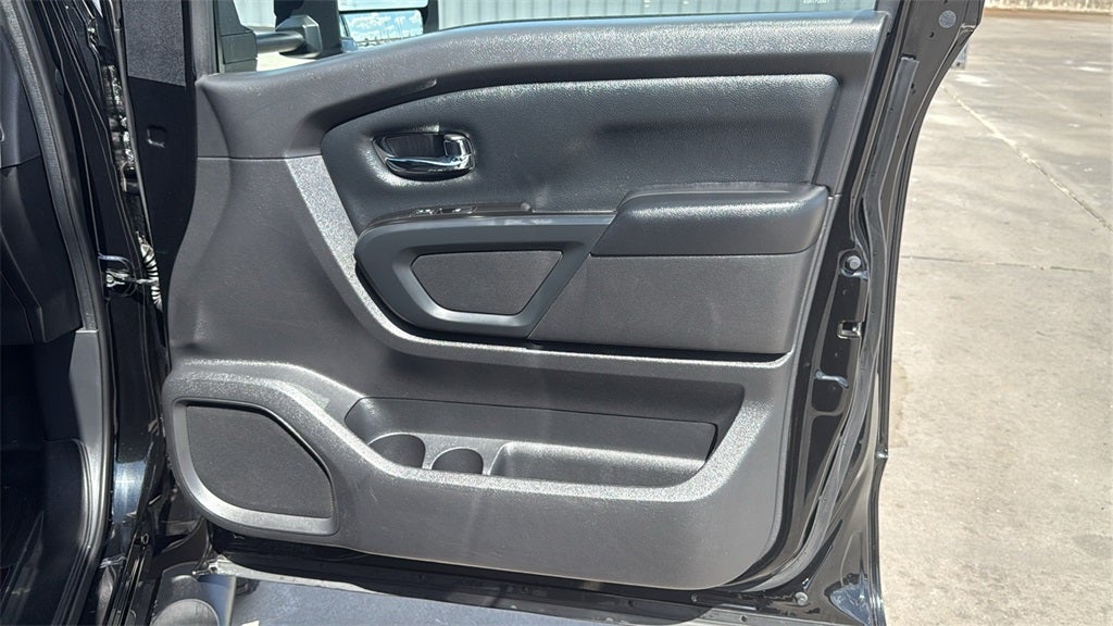 2018 Nissan Titan SV